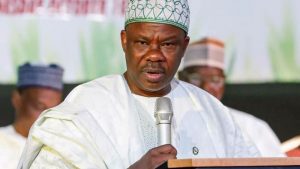 Read more about the article Amosun Asks Ogun APC Faction to Await Critical Decision Within Weeks