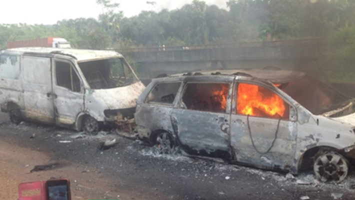 12 Burnt to Death in Auto crash in Kano