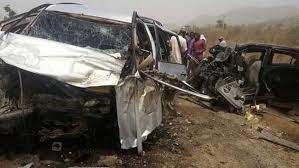 15 Killed, 15 Injured in Plateau Auto Crash