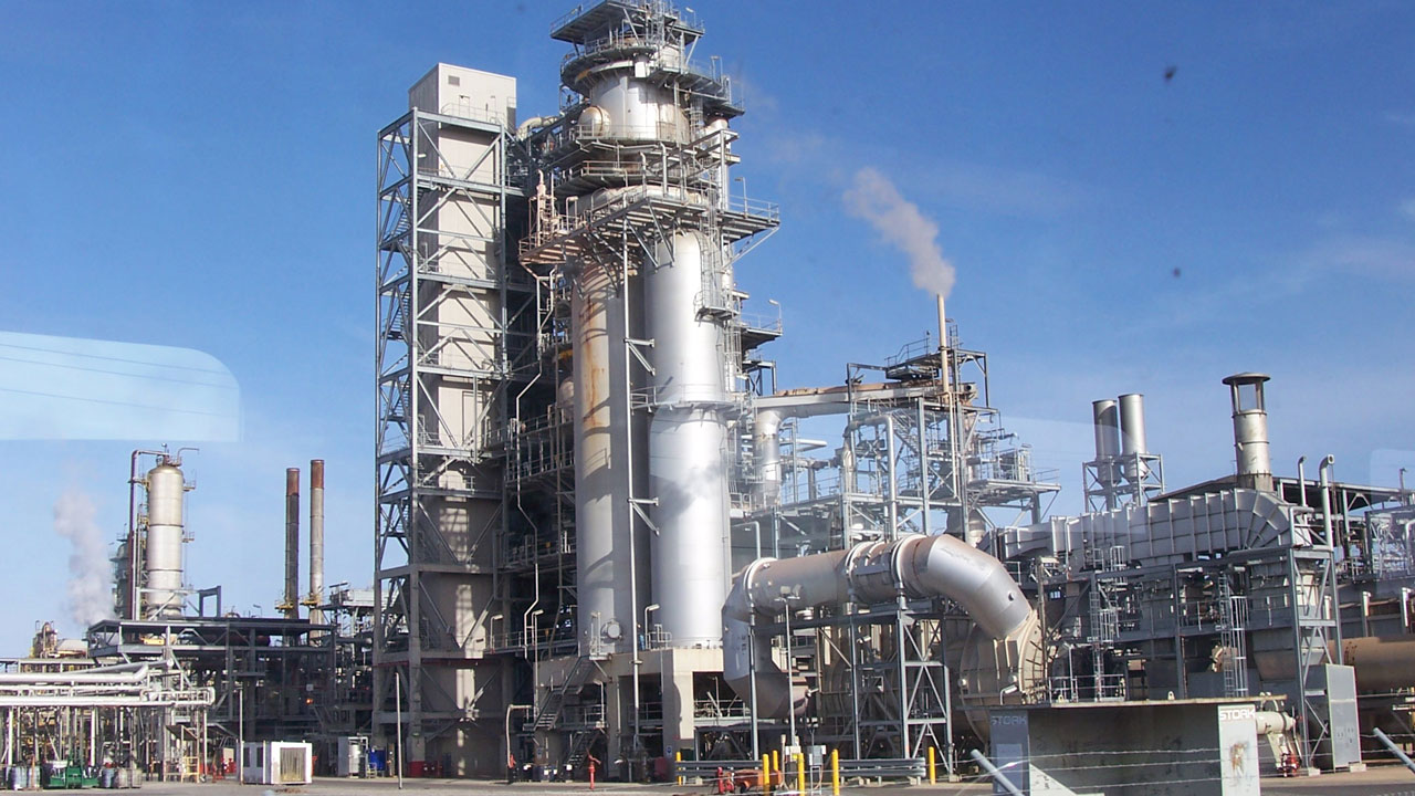 You are currently viewing Dangote Refinery Project 97 Percent Complete