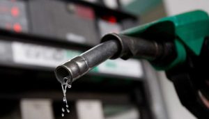 FG Urges Motorists To Avoid Panic Buying Of Petrol