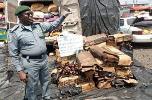 Read more about the article Customs Uncovers Huge Stock Of Imported Cutlasses In Ogun Forests