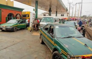 Read more about the article Petrol Scarcity Bites Harder In Abeokuta, Few Vehicles On Roads