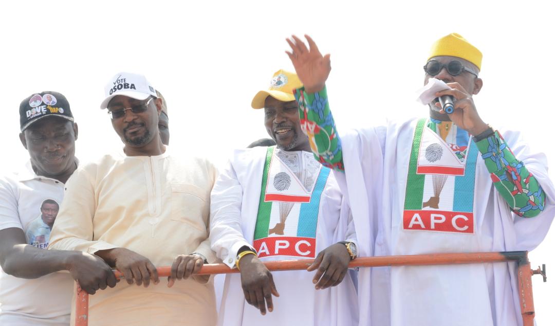 L-R: Ogun State Deputy Governor, Noimot Salako-Oyedele; Governor Dapo Abiodun and his former Chief of Staff and (now) All Progressives Congress Senatorial candidate for Ogun Central, Salisu Afolabi Shuaib at the commissioning of the 5.6kilometre Kemta - Somorin Road in Abeokuta on Wednesday