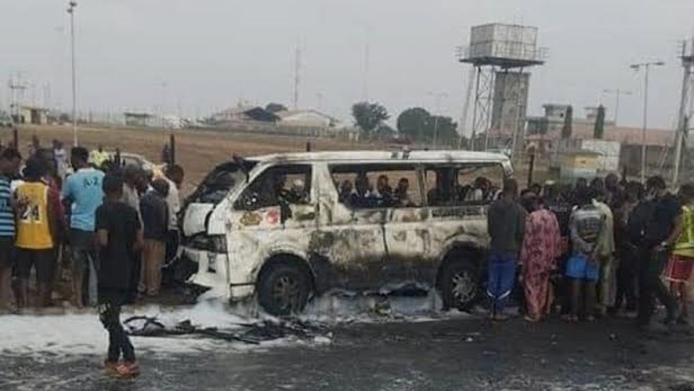 15 Passengers Burnt Beyond Recognition In Crash On Enugu-Port Harcourt Road