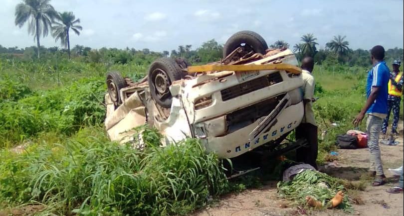 x persons Killed, 15 Injured In Oyo Autocrash