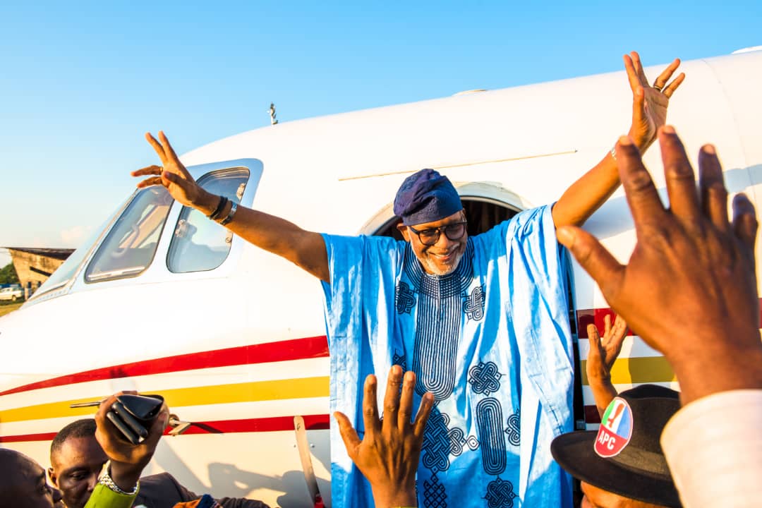 Akeredolu Returns to Nigeria, After Months of Medical Treatment in Germany
