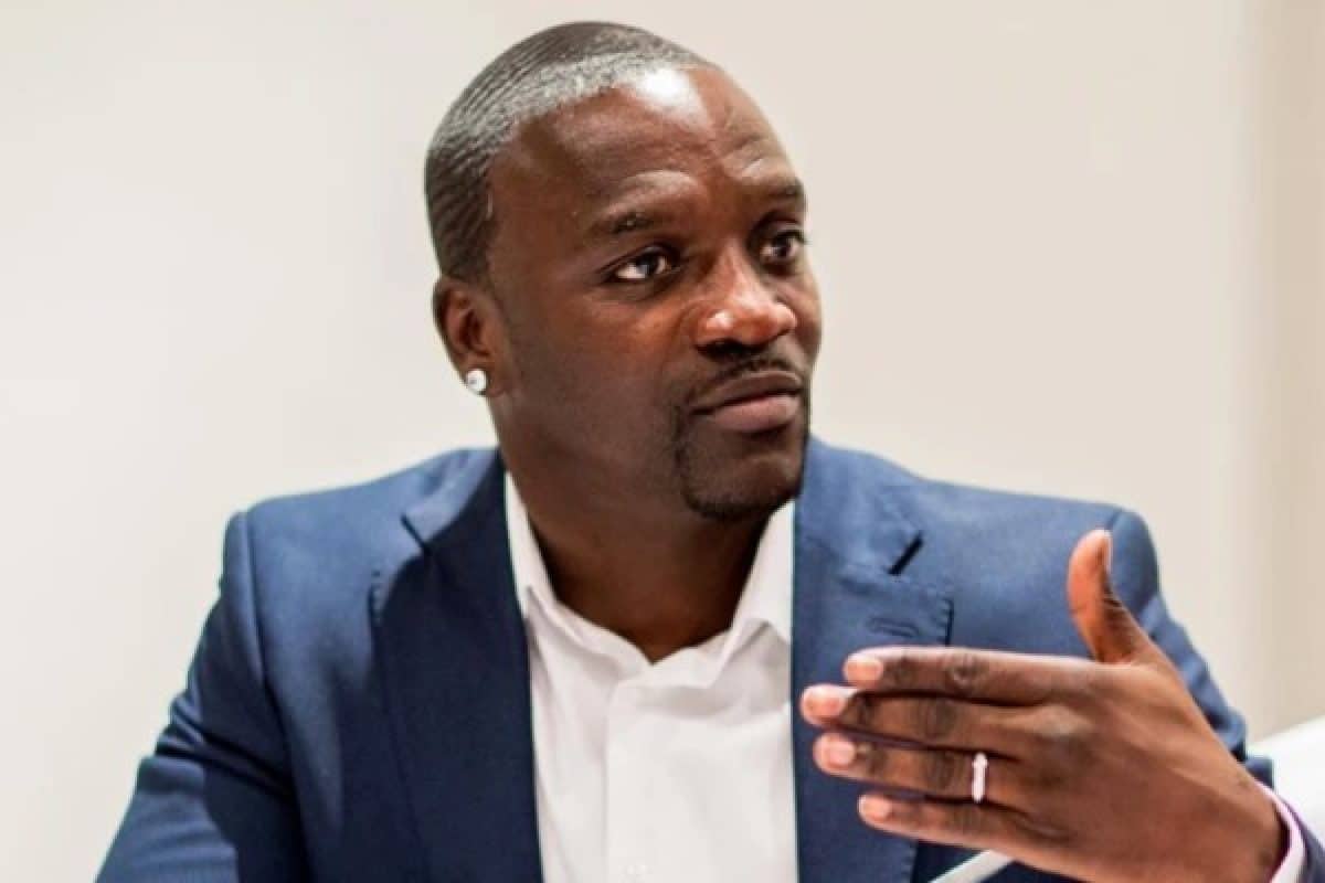'If You Want To Stay Rich Stay Stingy' - Akon