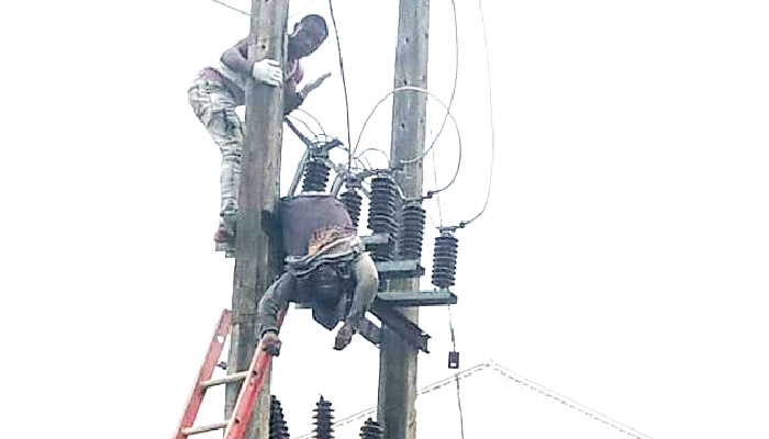 Vandal Electrocuted While Cutting High Tension Power Cable in Anambra