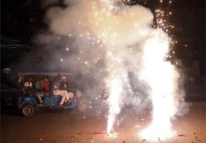Toxic Haze in India Capital after Firing of Crackers from Diwali Festival