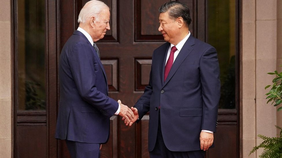 US and Chinese Leaders Meet, Agree To Resume Military Communications