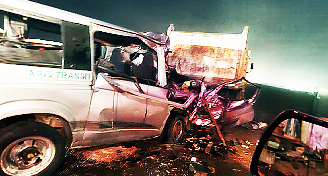 10 Passengers Died, And 7 Injured In an Auto Crash on Lagos-Ibadan Expressway