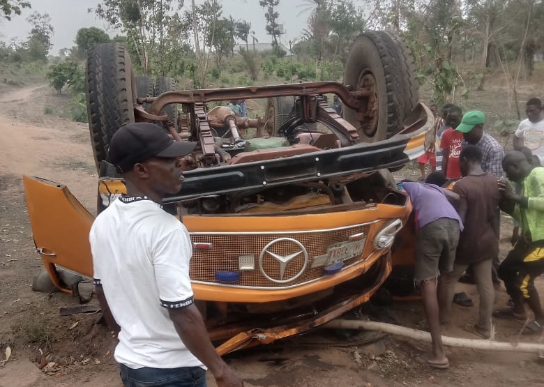 Five Persons Dies in an Auto Crash along Otu-Calabar Highway in Cross River State