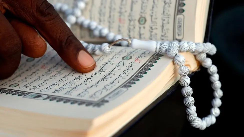 Suspected Jihadists Kill Dozens of Worshippers in Burkina Faso Mosque