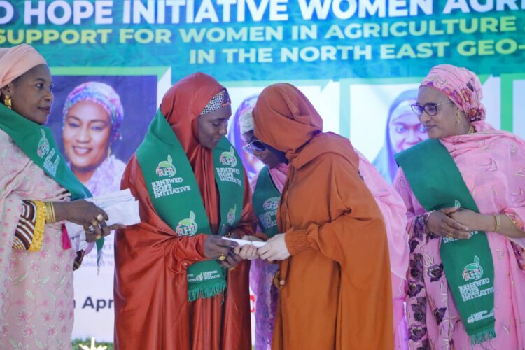 First Lady Empowers South West Women Farmers with N60 Million to Boost Food Security in the Region